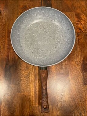 Gray Speckled Nonstick Frying Pan with Wood-Effect Handle